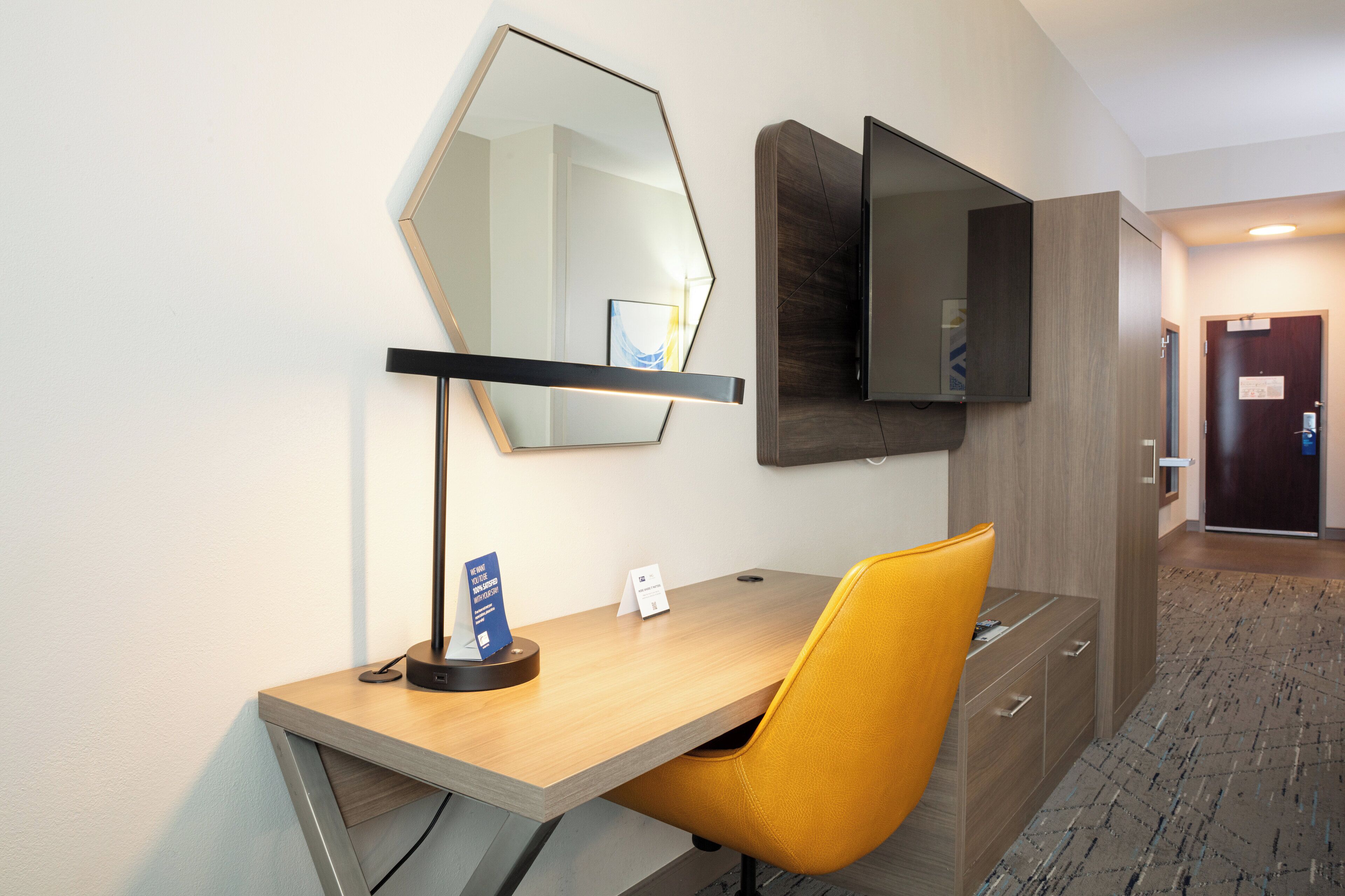 1 bedroom, desk, iron/ironing board, free cots/infant beds