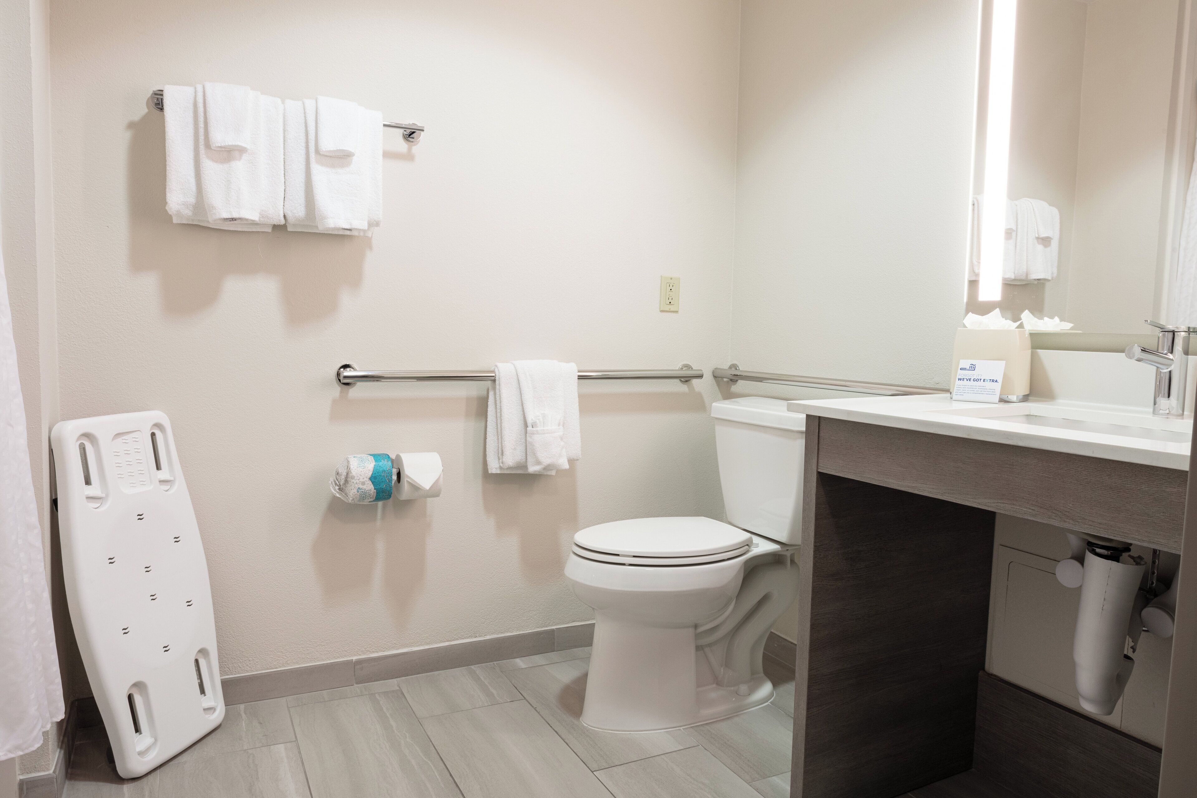 1 bedroom, desk, iron/ironing board, free cots/infant beds