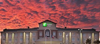 Holiday Inn Express & Suites El Paso West by IHG
