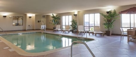 Indoor pool. Hampton Inn Macomb