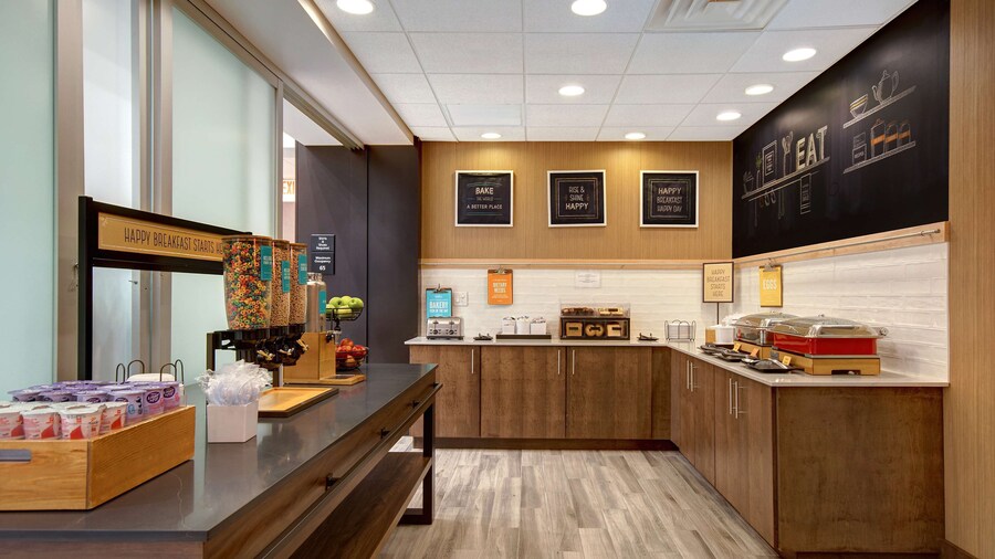 Hampton Inn & Suites Yonkers