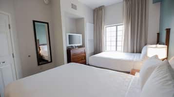 1 bedroom, desk, laptop workspace, blackout drapes
