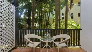 Apartemen, 1 kamar tidur | Pemandangan balkon