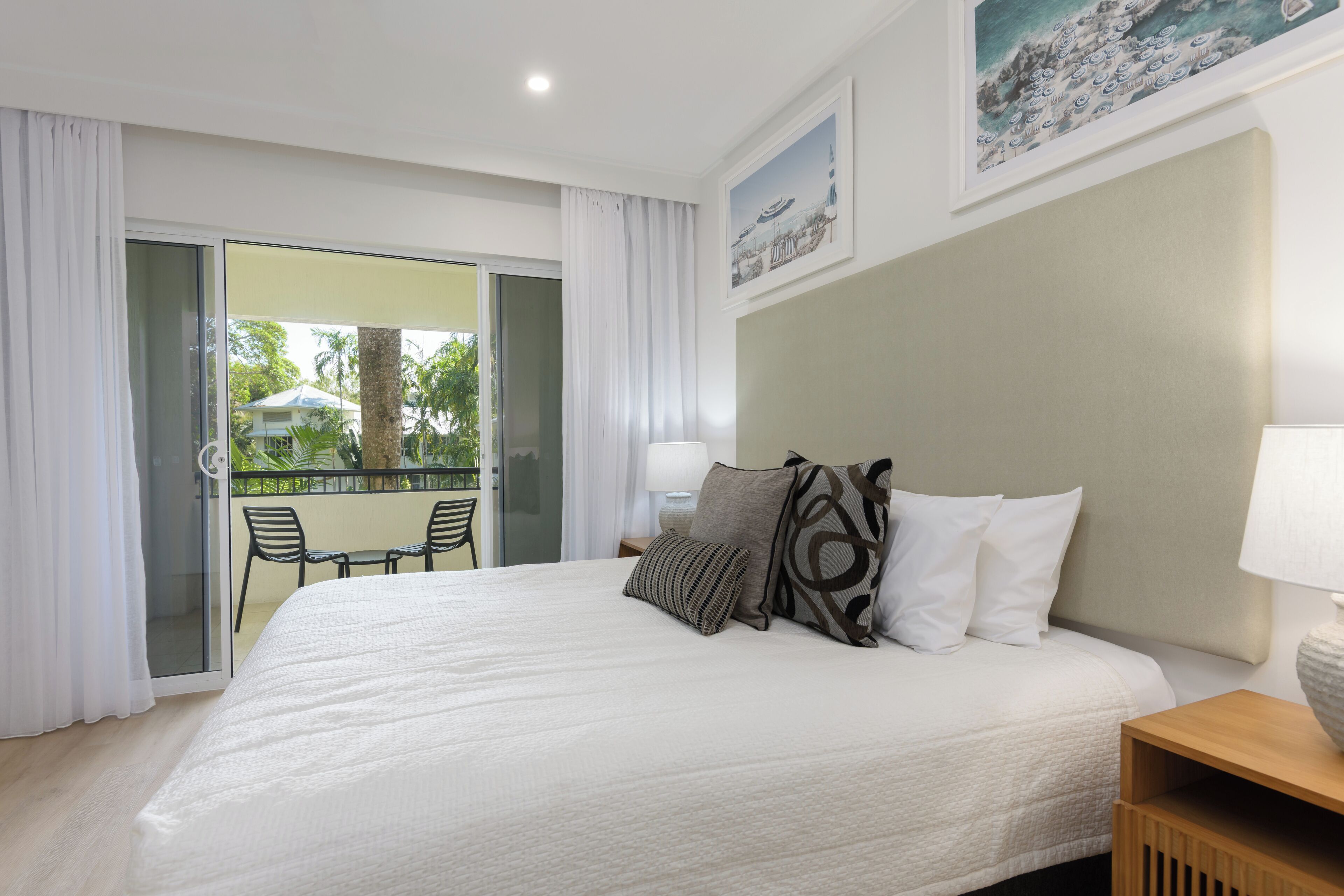 superior apartment | 3 bedrooms, in-room safe, individually decorated, individually furnished