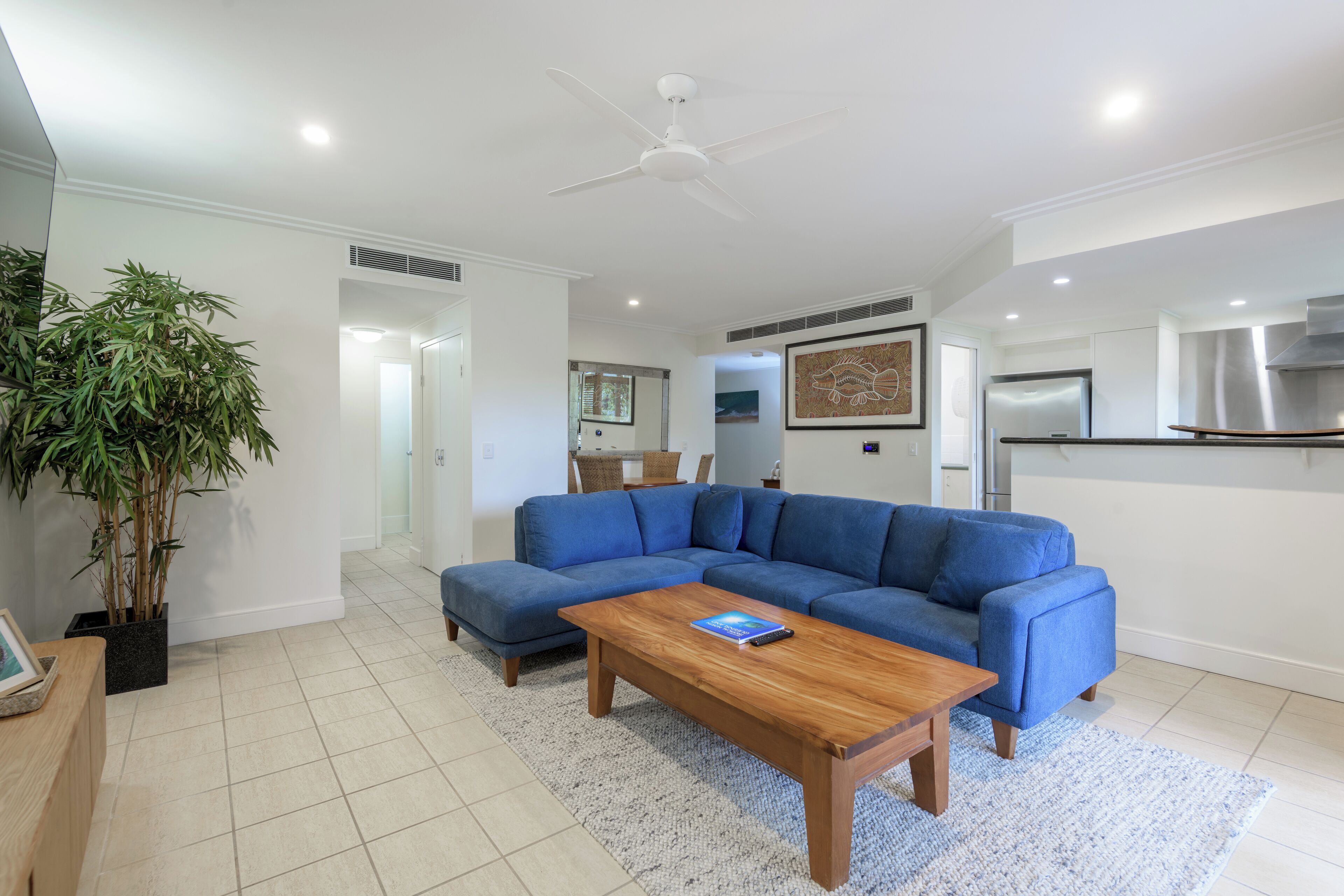 apartment, 2 bedrooms | living area | flat-screen tv, dvd player