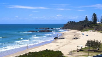 Una playa cerca