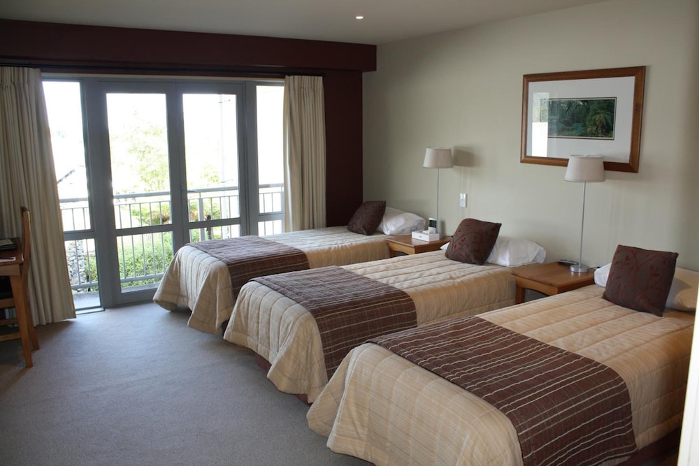 Te Weheka Hotel Fox Glacier 4
