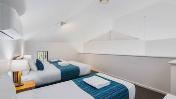 Premier Villa, 3 Bedrooms, Garden View, Courtyard Area | 2 bedrooms, in-room safe, individually decorated, individually furnished