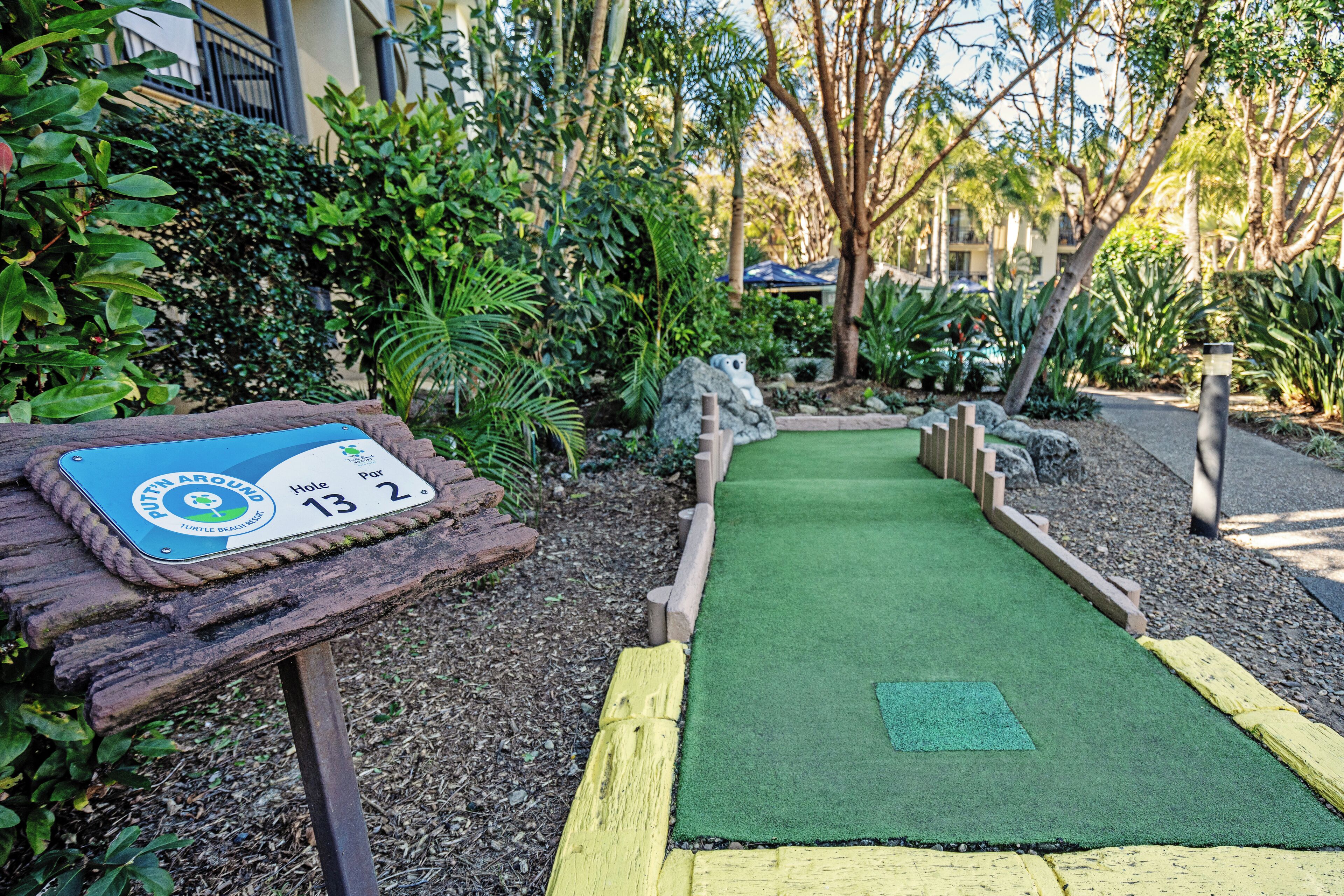 mini-golf