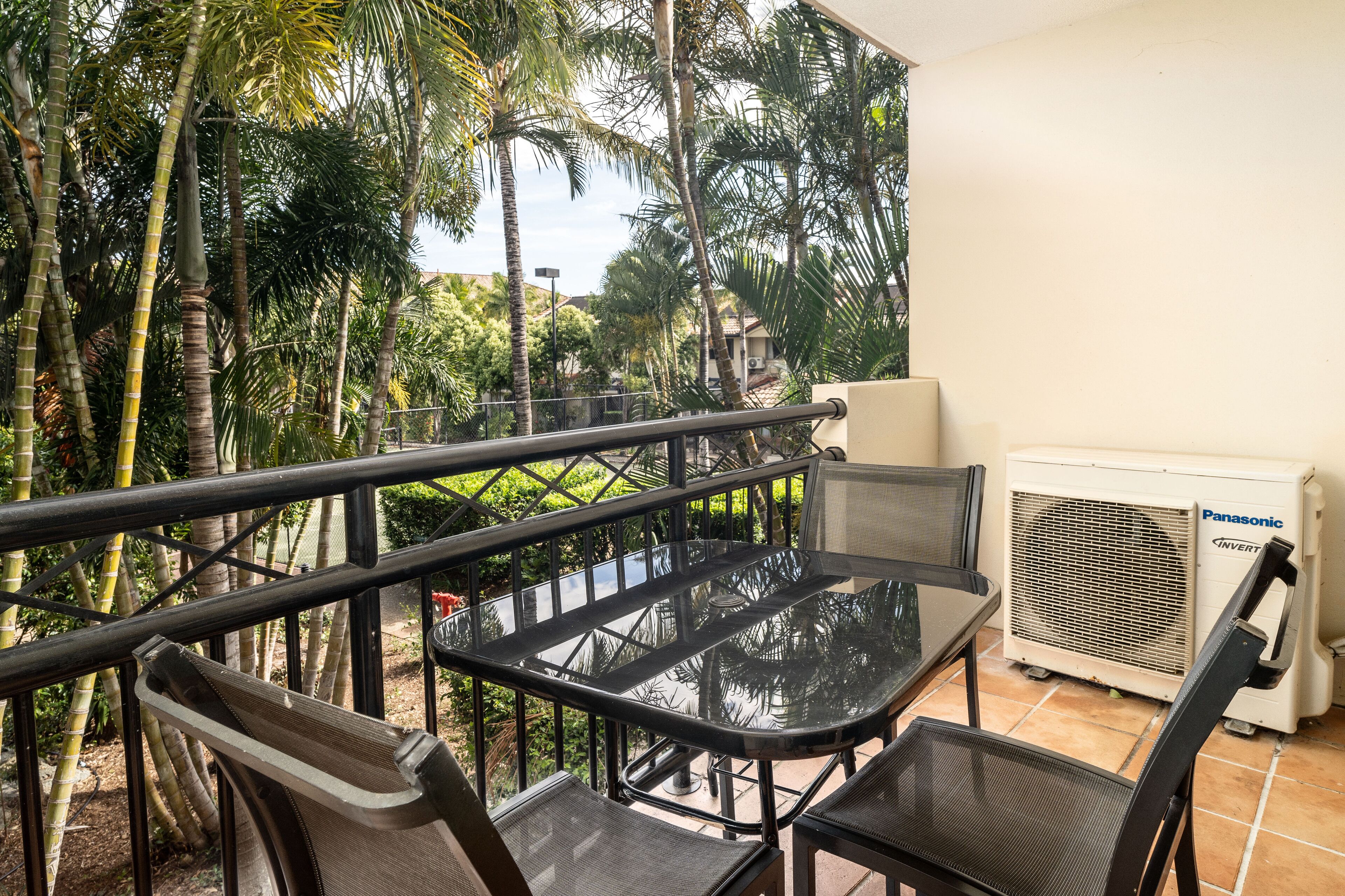 2 bedroom family suite | balcony view