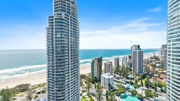 2 Bedroom High Ocean View | View from room