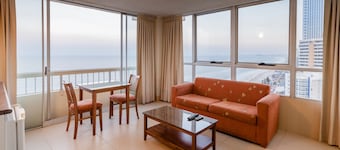 Chateau Beachside