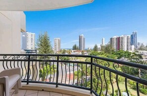 Balcony view - Palazzo Colonnades (Surfers Paradise)