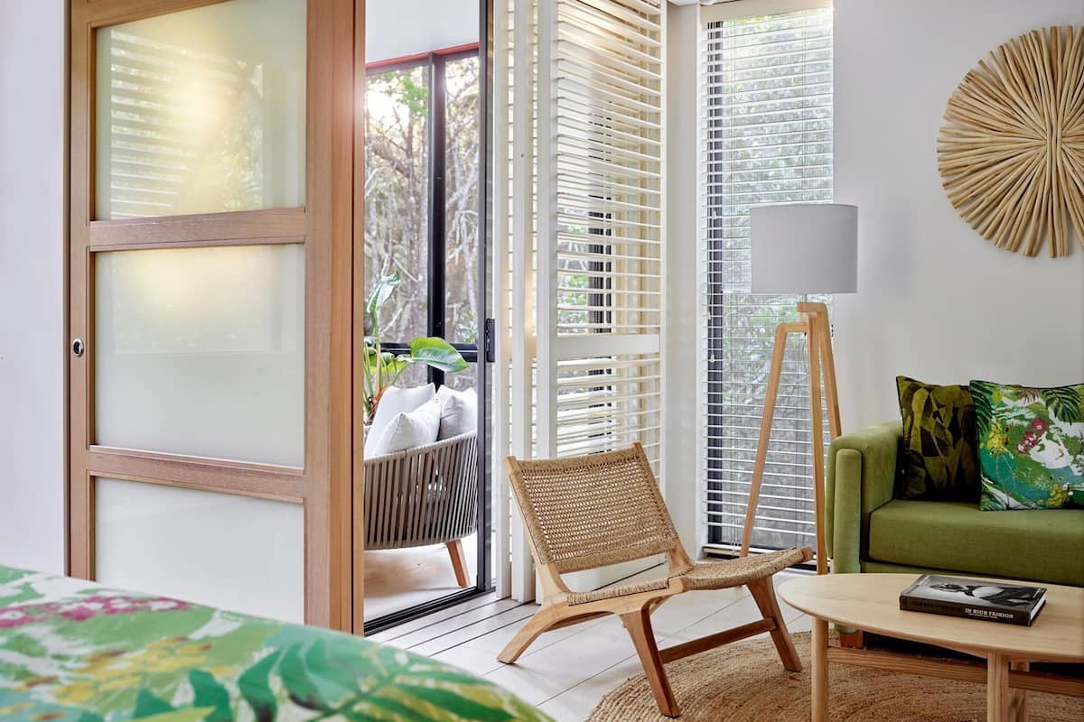 Living area | 55-inch flat-screen TV with digital channels, TV, iPad