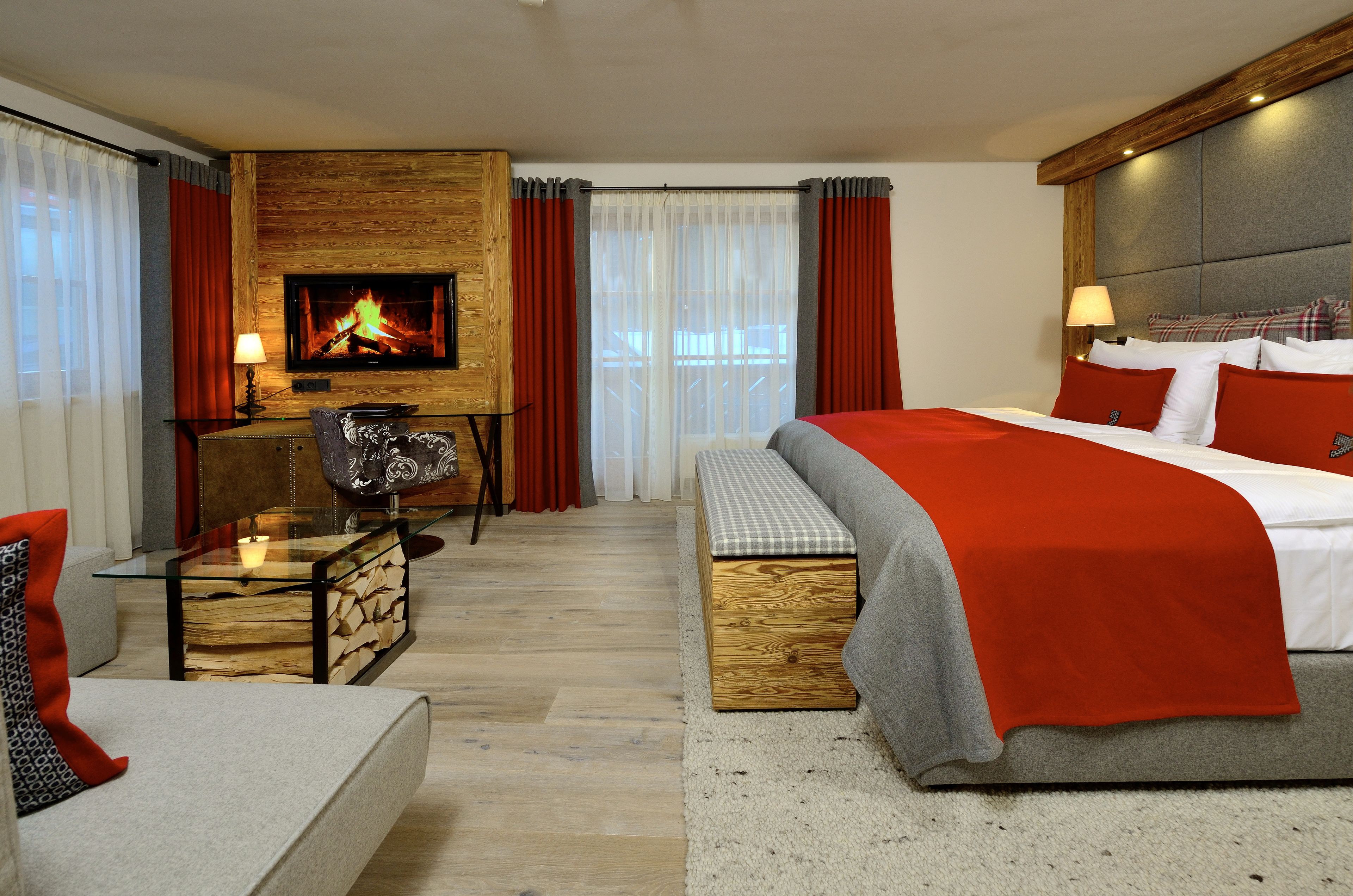 junior suite, balcony (valentina) | premium bedding, minibar, in-room safe, individually decorated