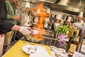 Food and drink - eva,VILLAGE (Saalbach-Hinterglemm)