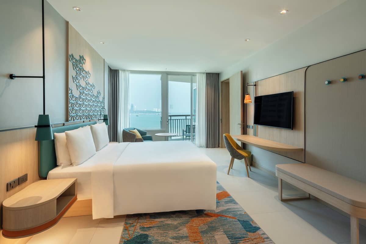 In-room safe, desk, laptop workspace, blackout drapes