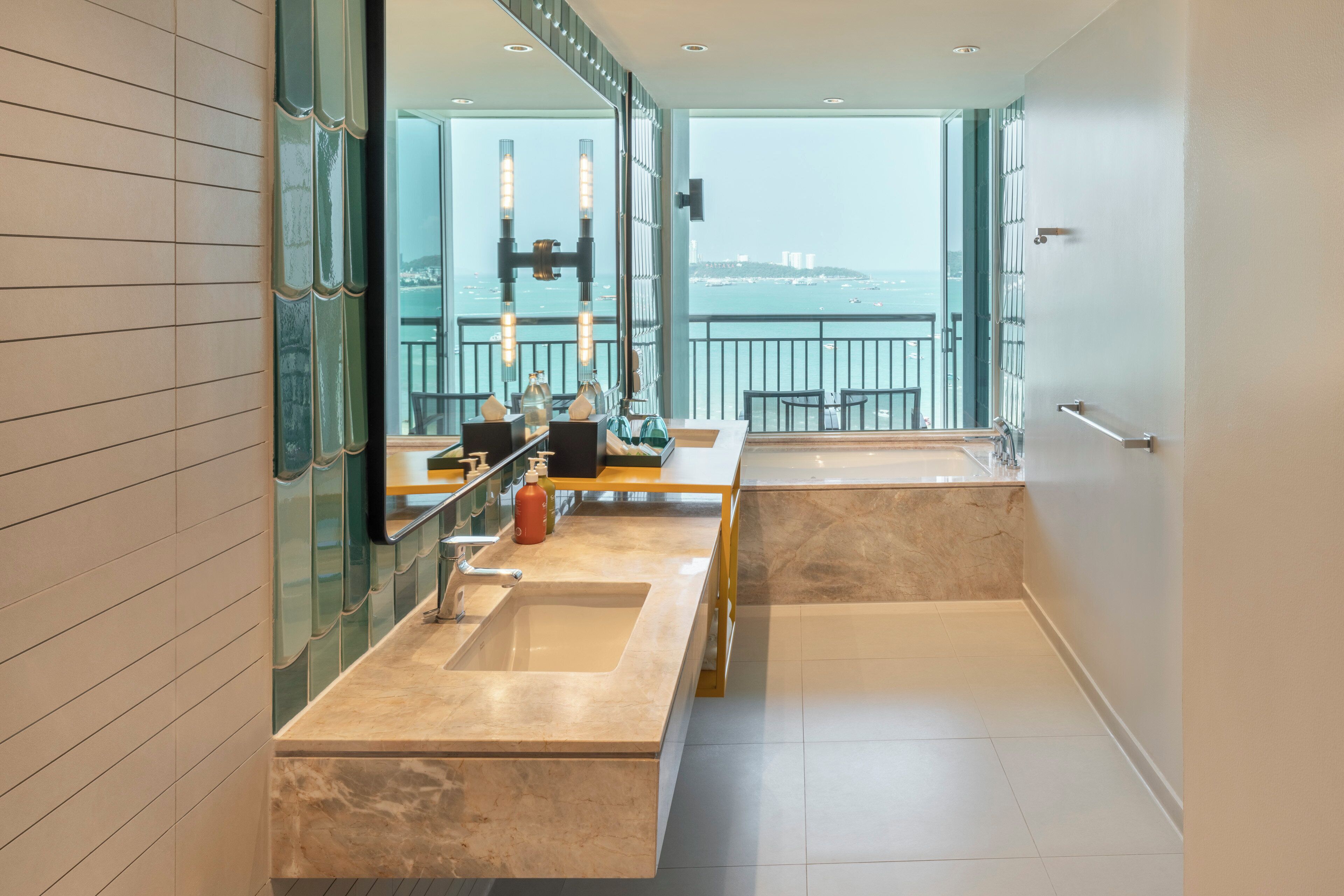 Photo - Holiday Inn Pattaya by IHG