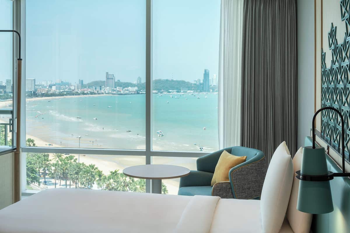 premium room, 2 single beds, beach view, tower (pattaya, bay tower) | view from room