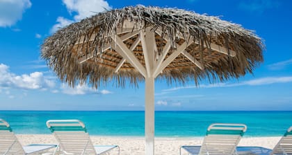 Aqua Bay Club Condos