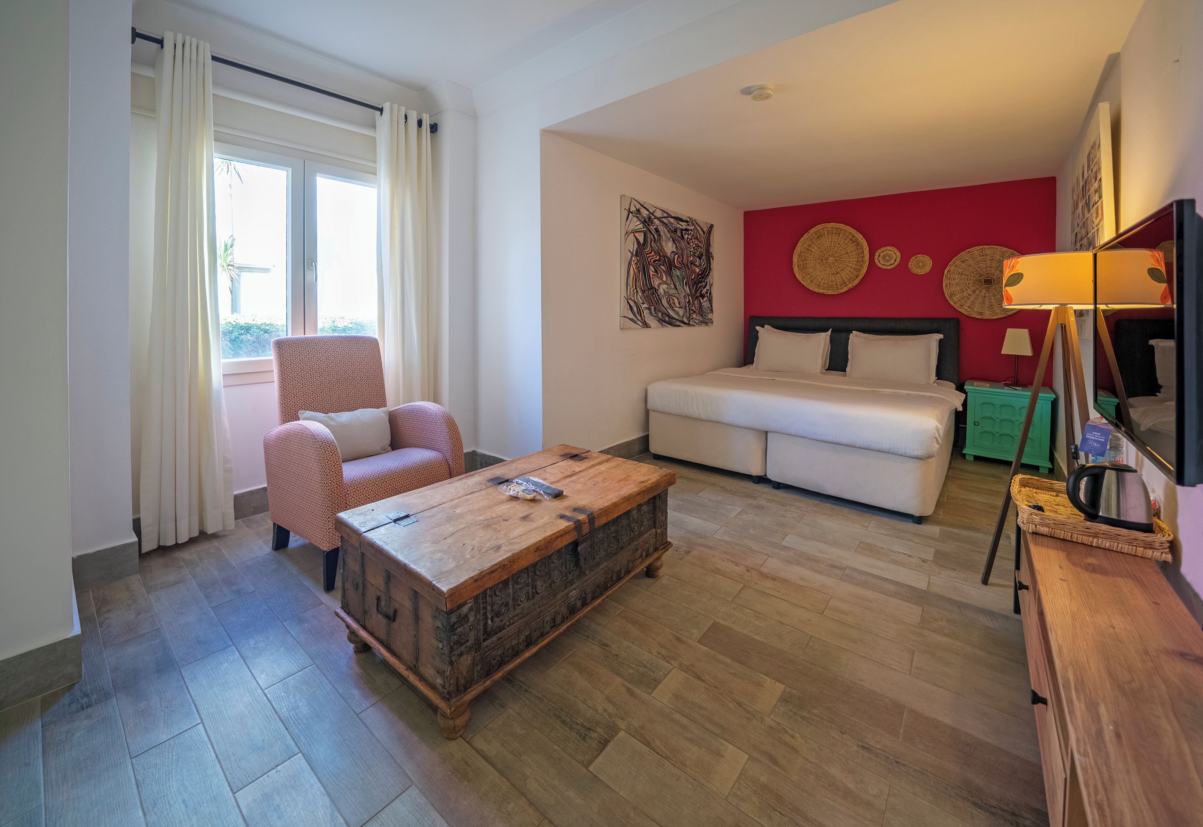 comfort room | premium bedding, minibar, in-room safe, blackout curtains