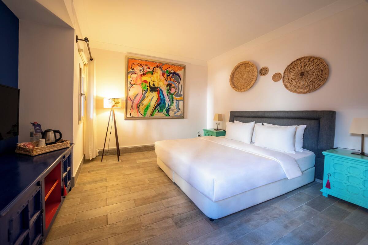 Comfort Room