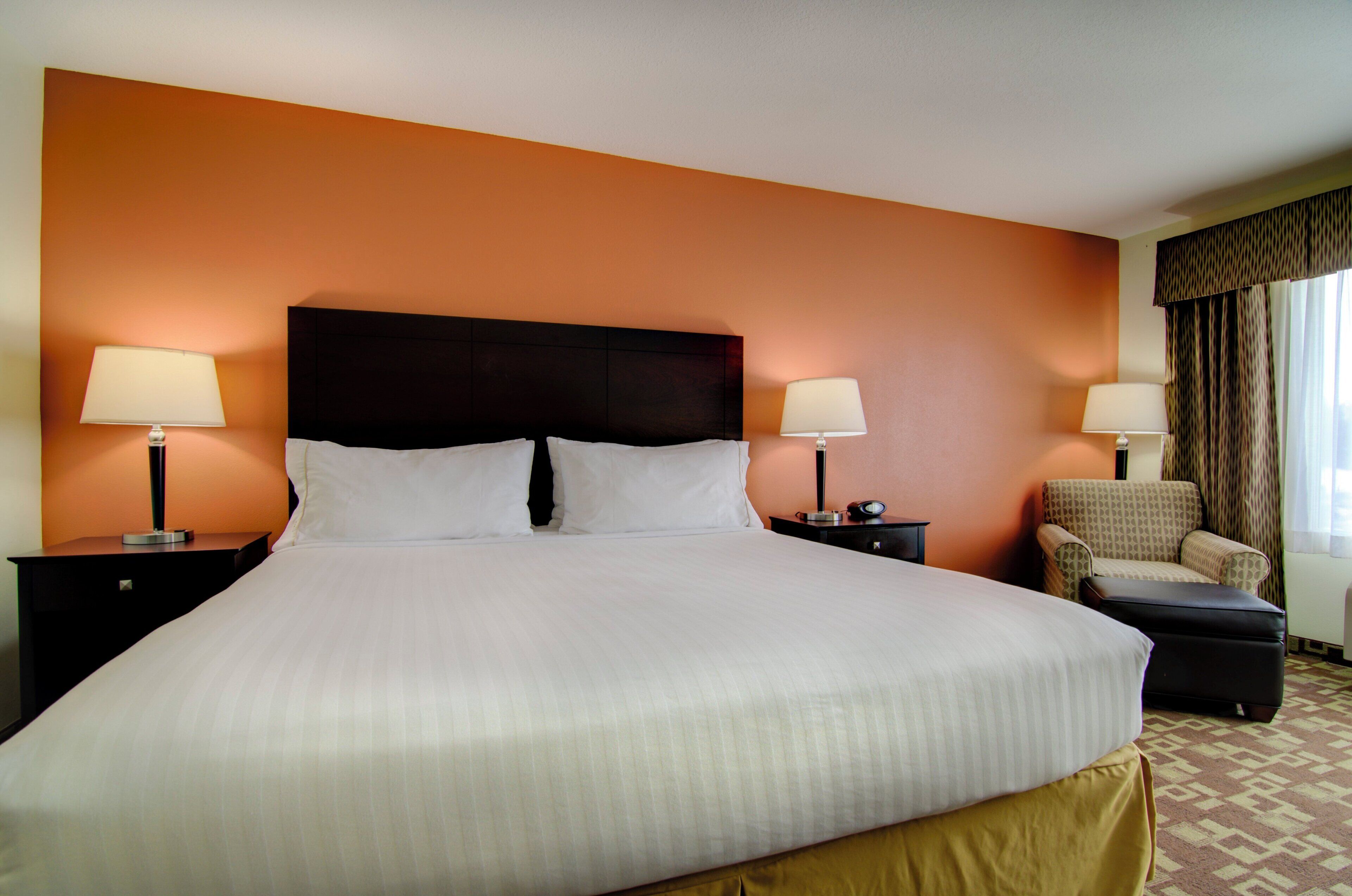 Premium bedding, pillow-top beds, in-room safe, desk