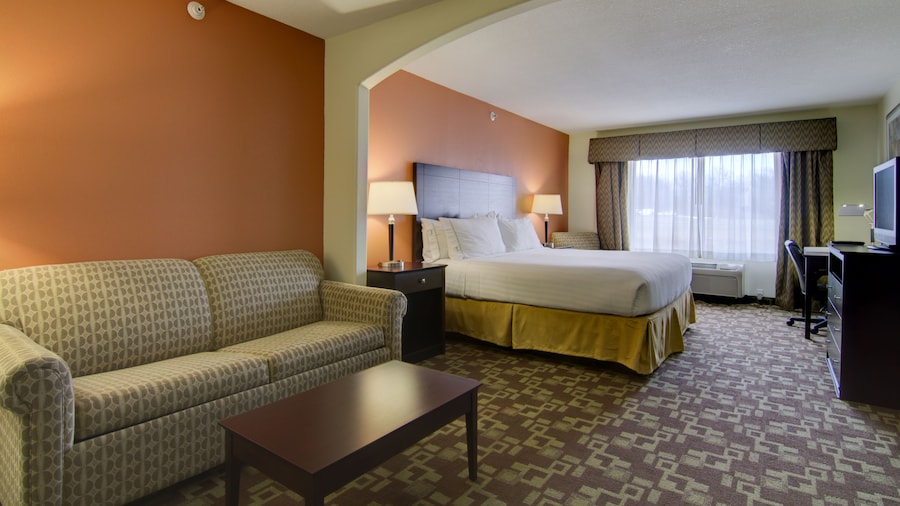 Holiday Inn Express Hotel & Stes Kansas City Sports Complex by IHG