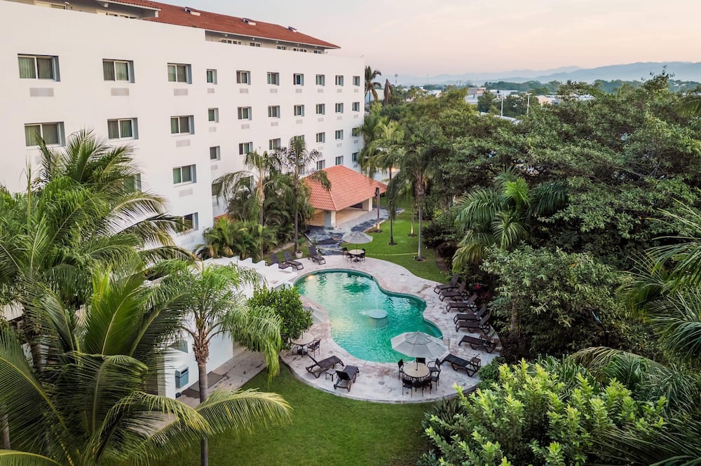 Comfort Inn Puerto Vallarta Golfside & Marina