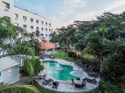 Comfort Inn Puerto Vallarta Golfside & Marina