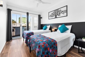 Appartement familial, 2 chambres | 1 chambre, ameublement unique, rideaux d’obscurcissement