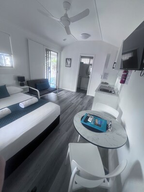 Studio, 1 Bedroom, Garden View | Cribs/infant beds, bed sheets - Ellis Beach Oceanfront Bungalows (Ellis Beach)