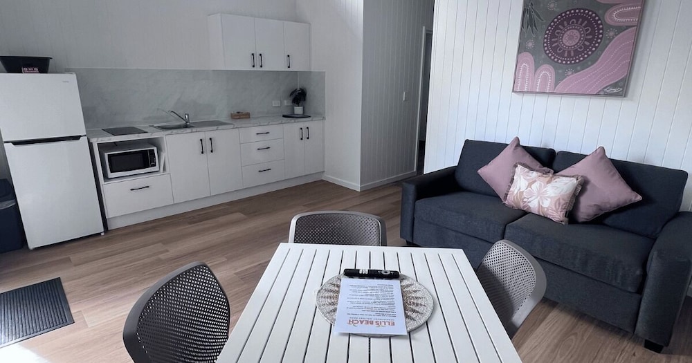 Ellis Beach Oceanfront Bungalows by null