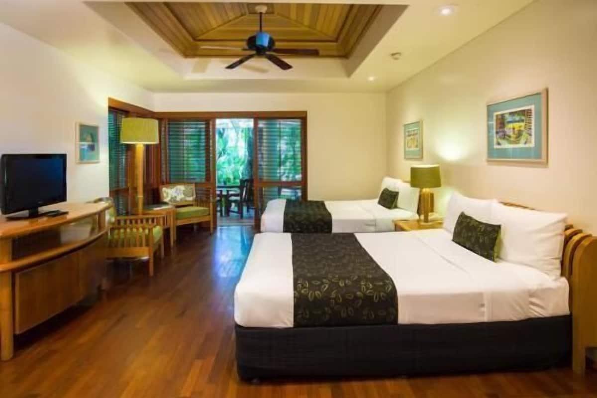 セーフティボックス (室内)、アイロン / アイロン台、WiFi (無料)、ベッドシーツ