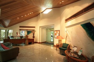 Check-in/check-out kiosk