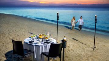 Frokost, lunsj og middag serveres, regionale retter