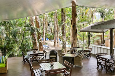 The Reef Retreat