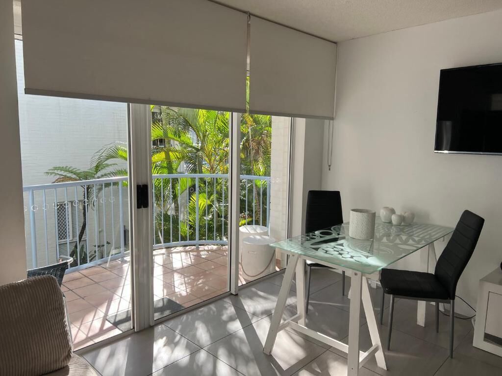 Superior Studio Suite | Living area | 40-inch flat-screen TV with digital channels, TV