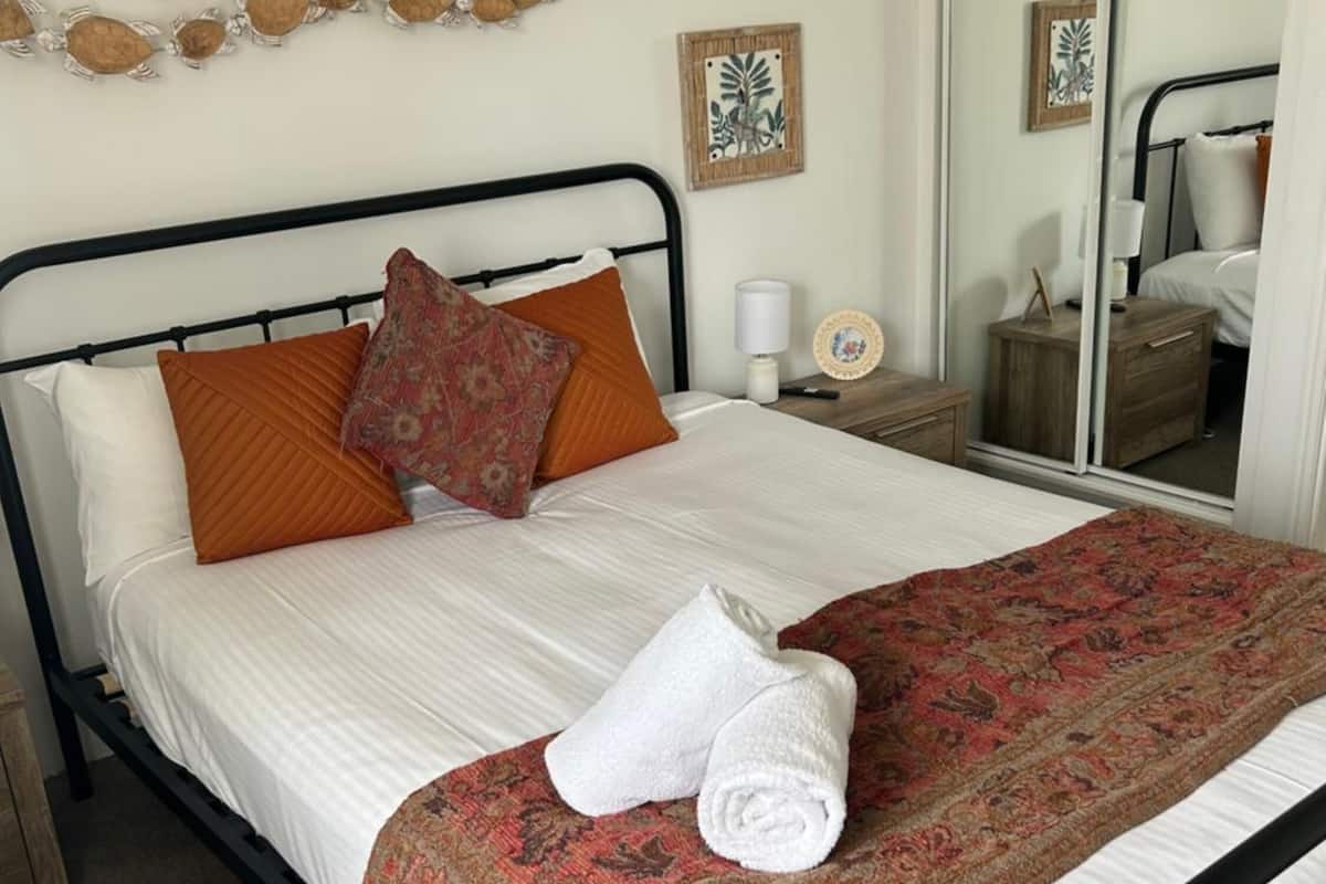 Soundproofing, iron/ironing board, WiFi (free), individually furnished