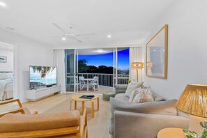 Premium Apartment, 2 Bedrooms, Hot Tub, Mountain View | Living area | Flat-screen TV, DVD player - Noosa Hill Resort (Noosa Heads)