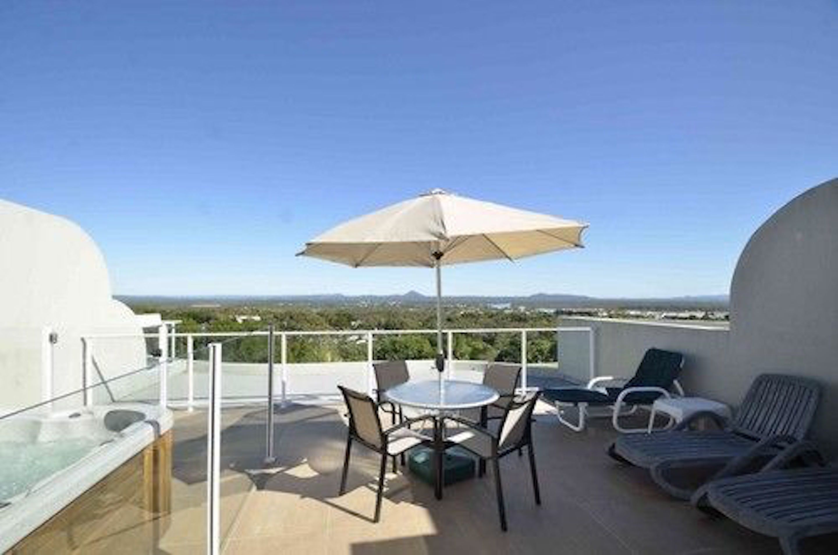 Noosa Hill Resort — image 4