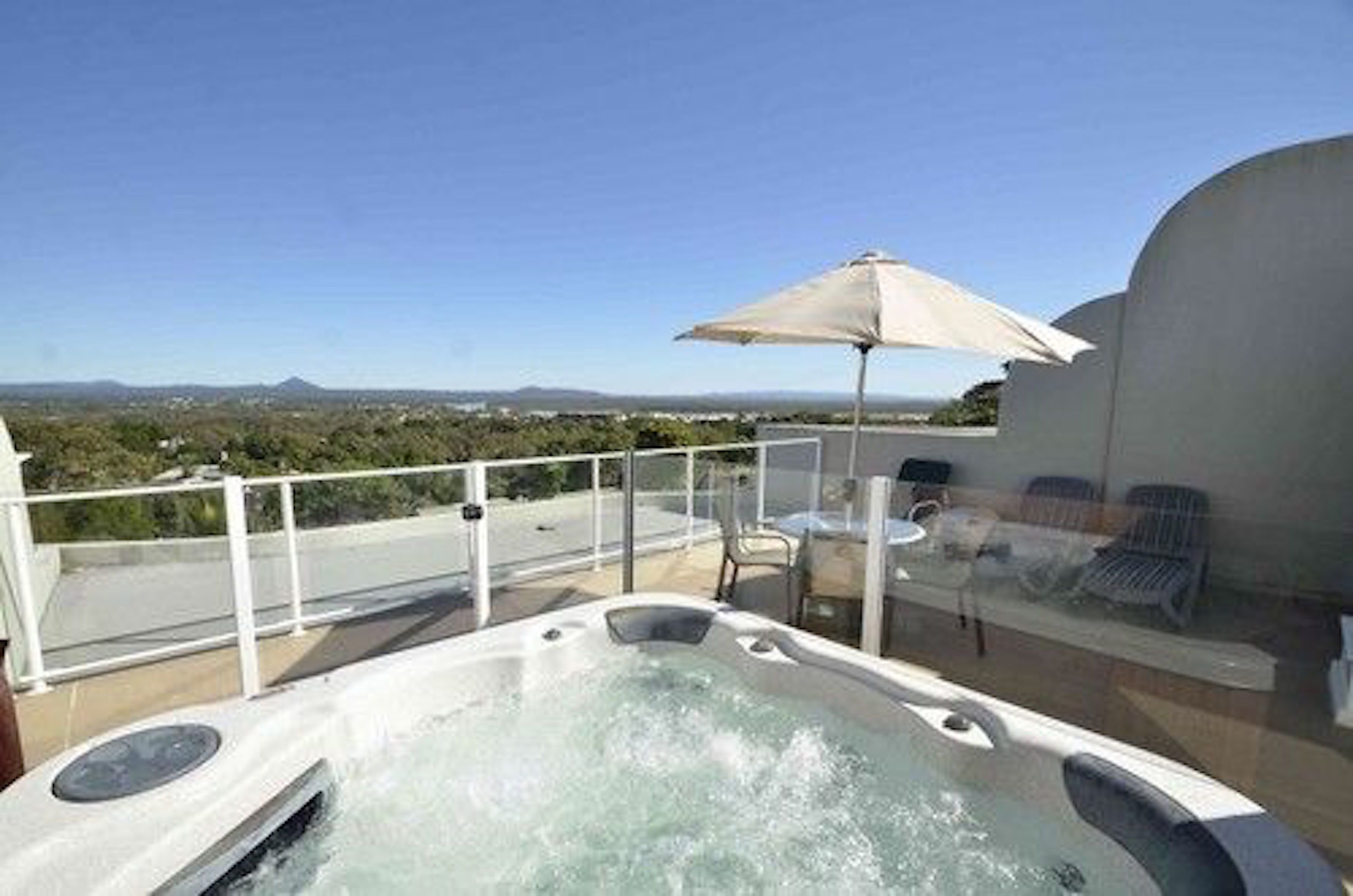 Noosa Hill Resort — image 5