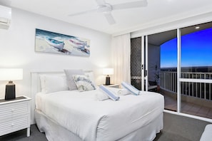 Iron/ironing board, free WiFi, bed sheets - Noosa Hill Resort (Noosa Heads)