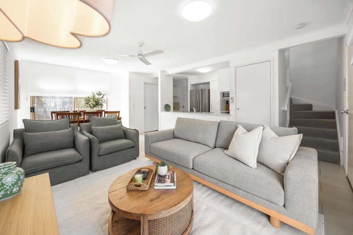 Three Bedroom Villa | Blackout drapes, soundproofing, iron/ironing board, WiFi (free)