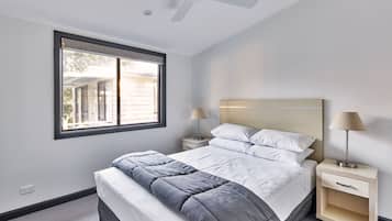 Standard-Ferienhütte, 2 Schlafzimmer, Nichtraucher, Küche (Narrabeen Cabin) | Kostenloses WLAN, Bettwäsche