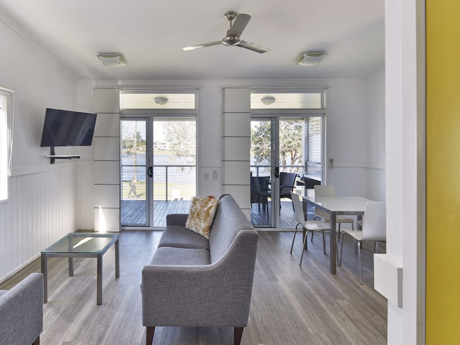 Lakeview Villa | Living area | 50-inch flat-screen TV with satellite channels, TV