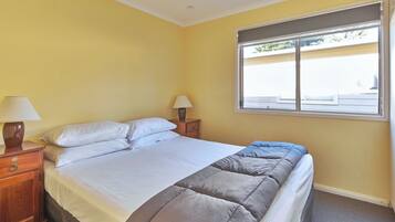 Kabin Standar, 2 kamar tidur, Bebas Asap Rokok, dapur (Avalon Cabin) | Wi-Fi gratis dan seprai linen