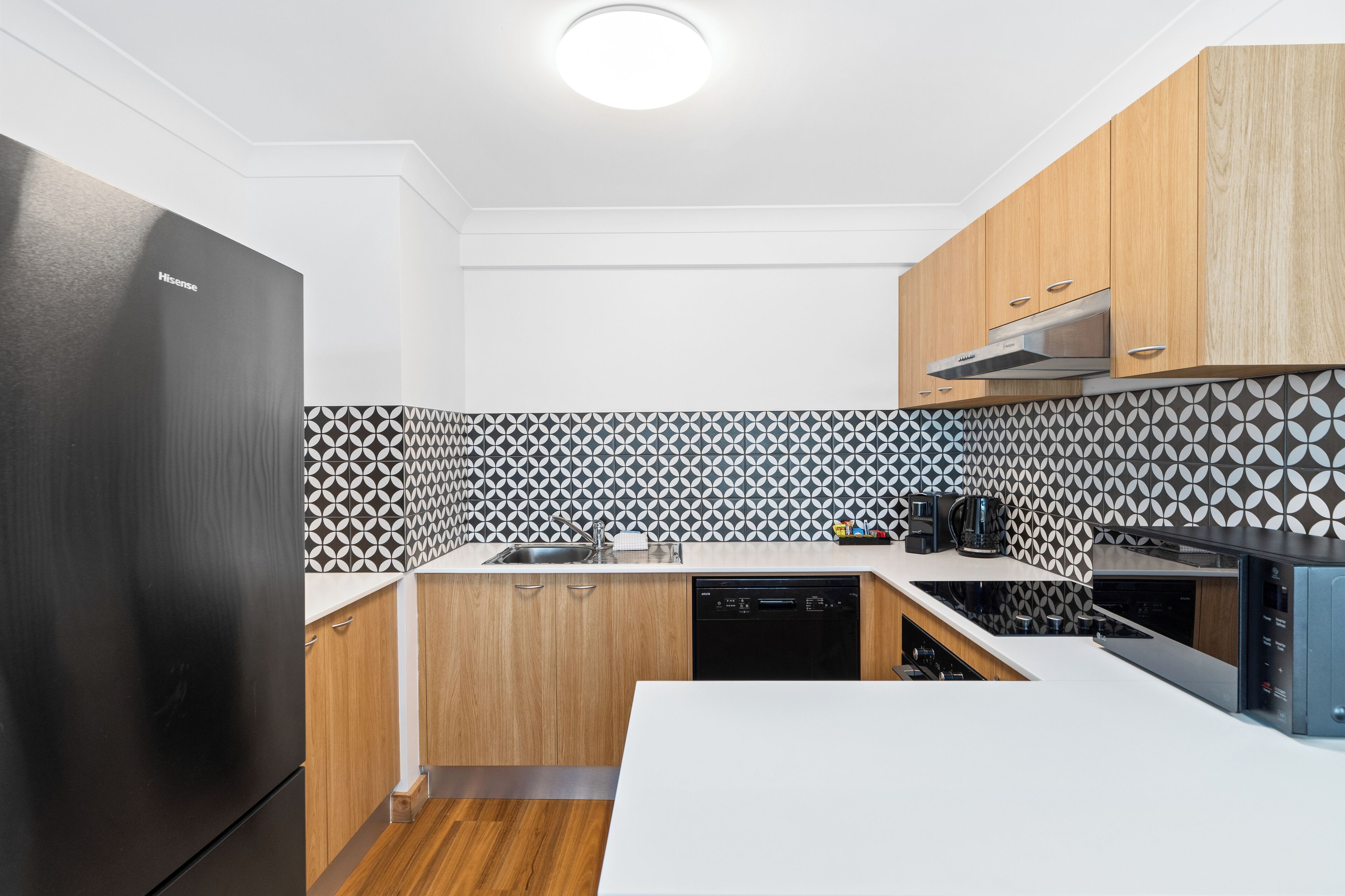 suite | private kitchen | electric kettle