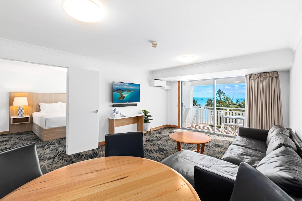 suite | living area | tv