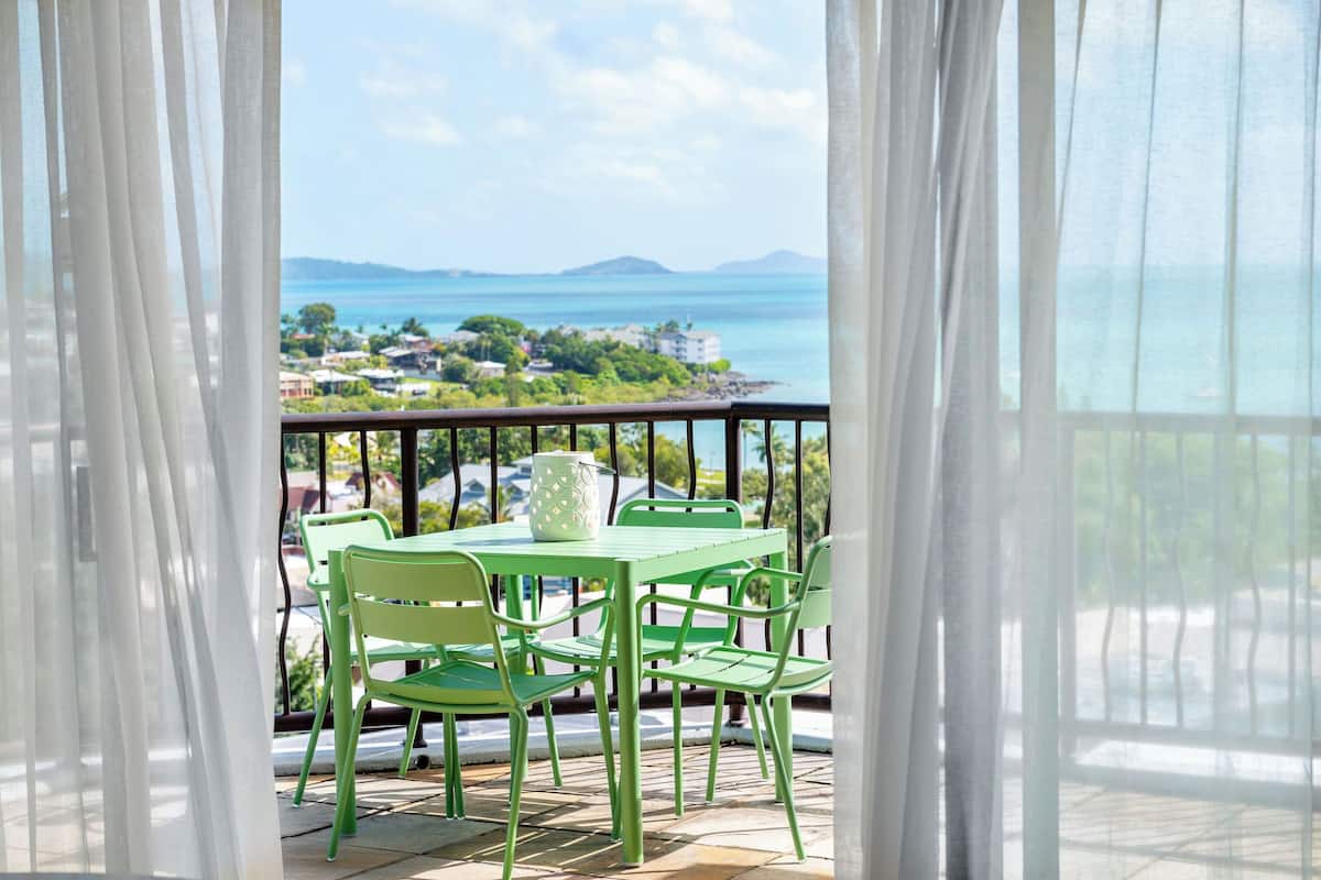 Beach/ocean view